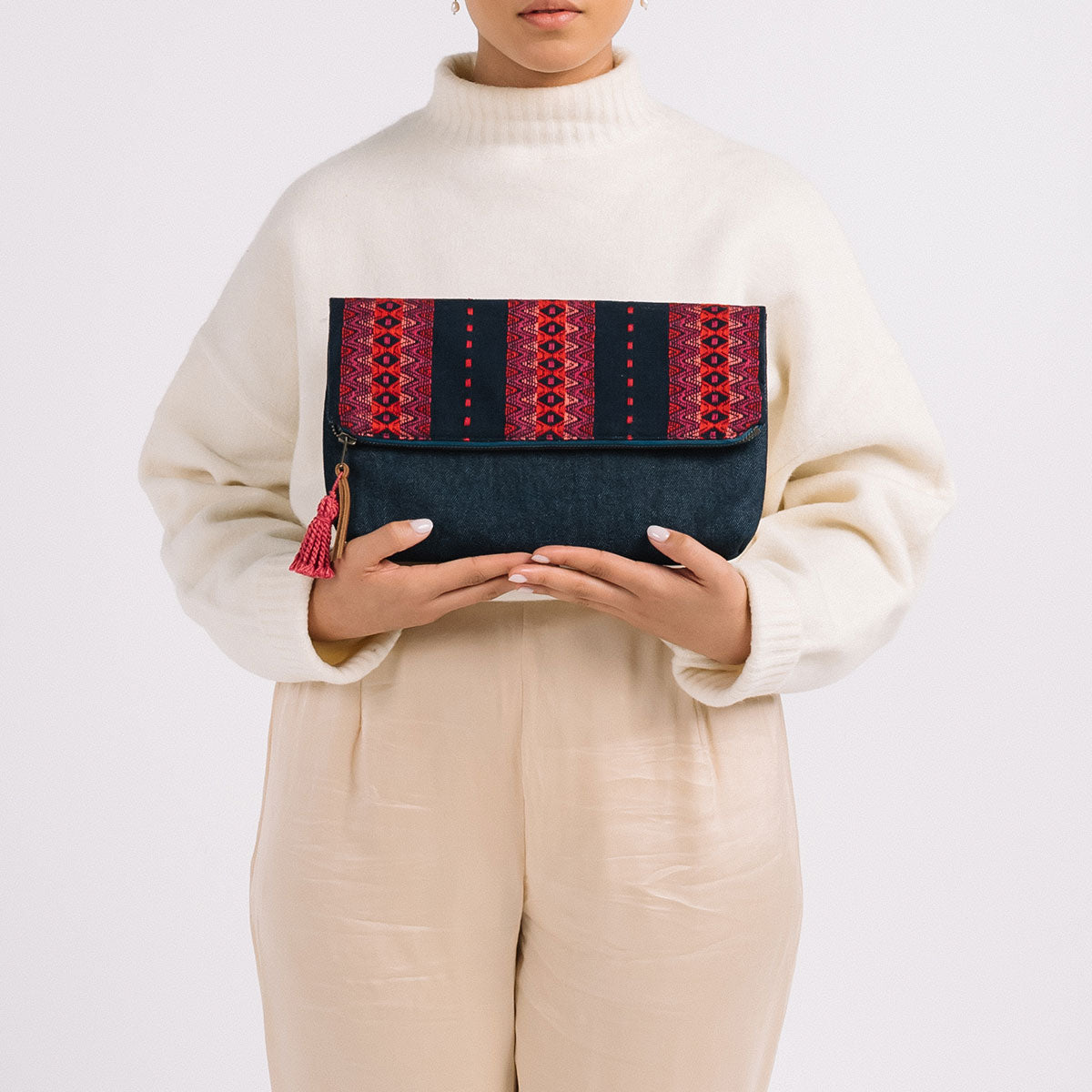 Celia Clutch