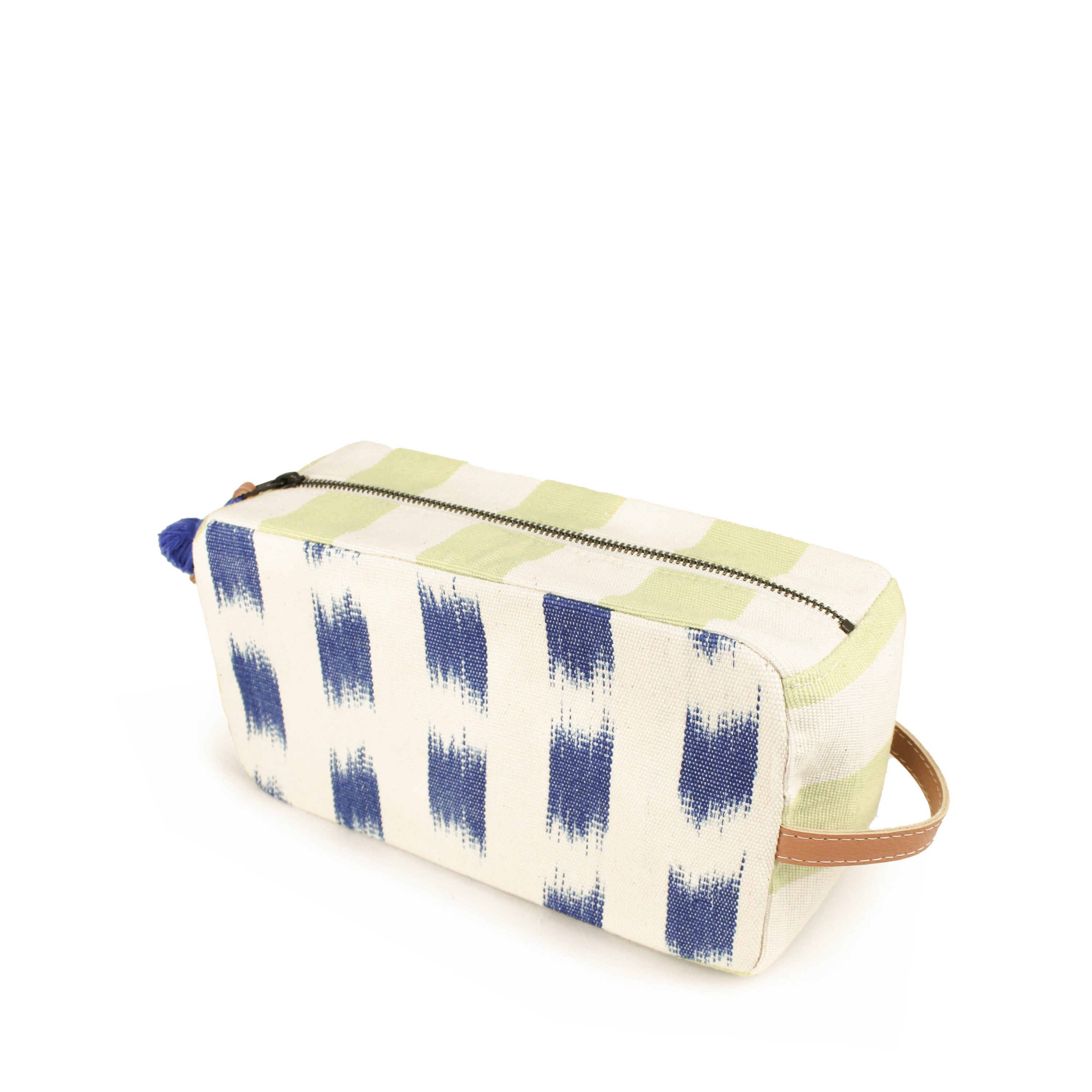 Right-sided angle view of the hand woven artisan Edna Dopp Kit in Brushstrokes pattern.