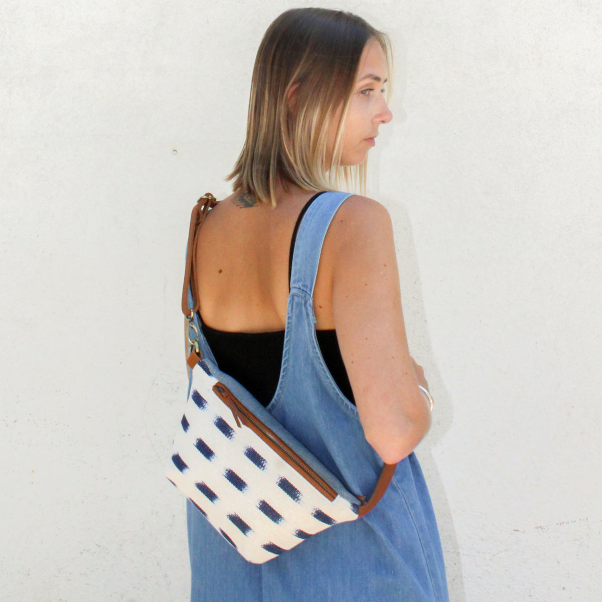 Cruza Sling Belt Bag
