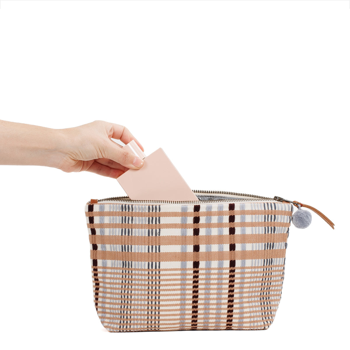Cristina Pouch