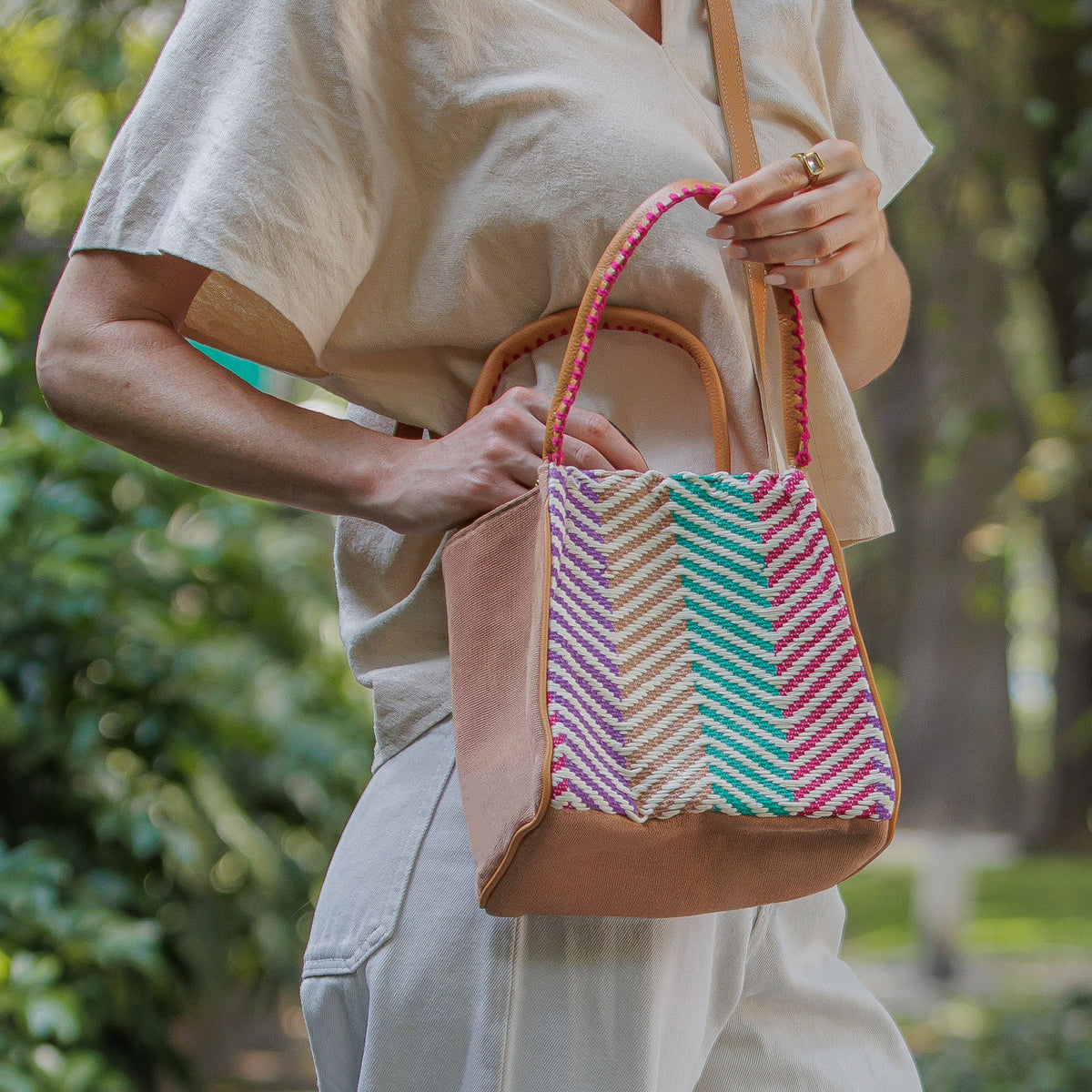 Flora Petite Tote-to-Crossbody
