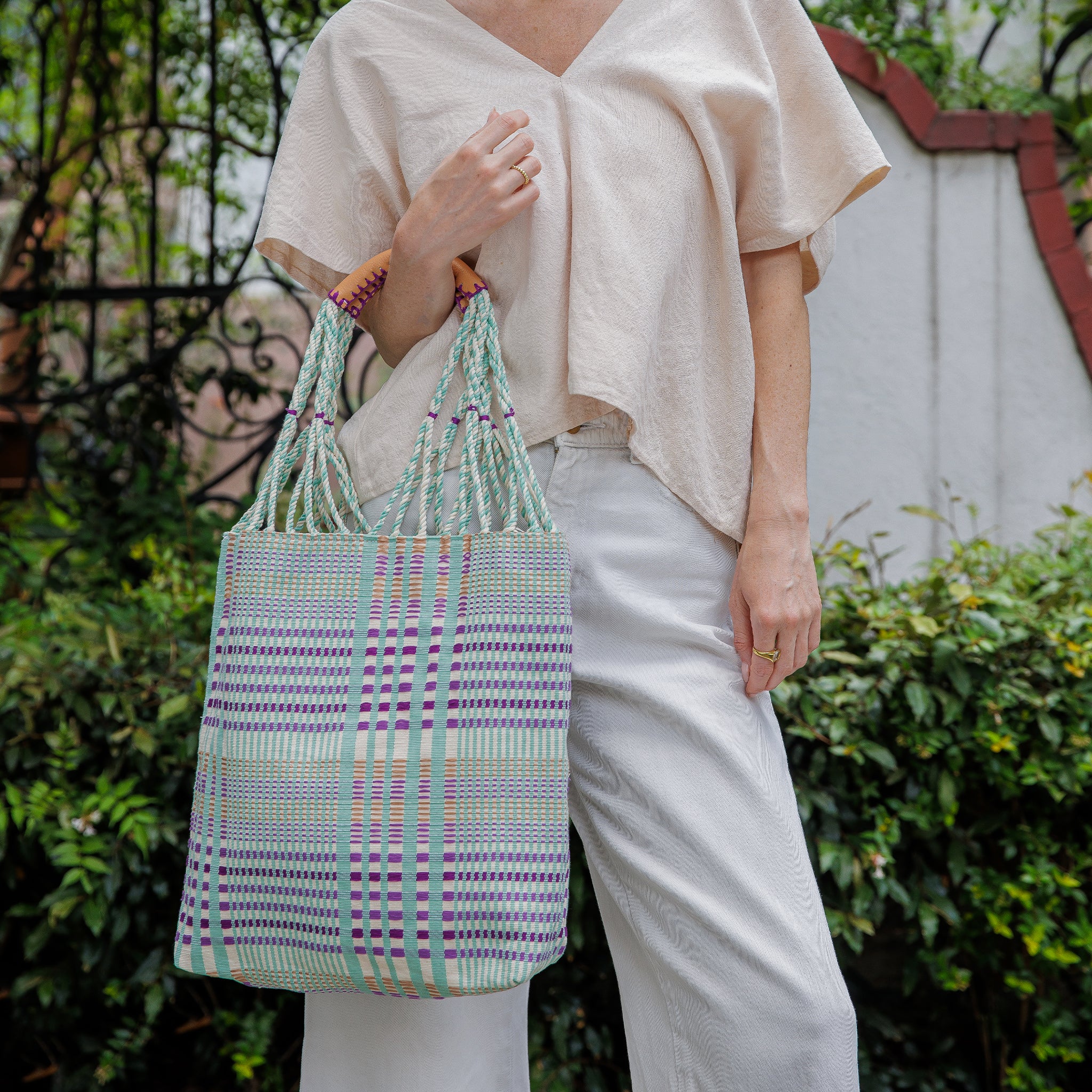 Apolonia Tote