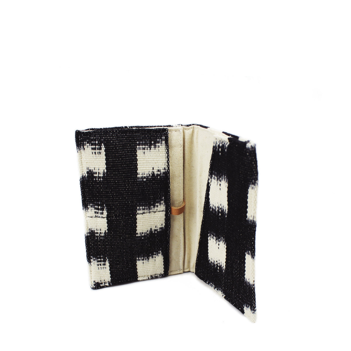 Romelia Passport Holder